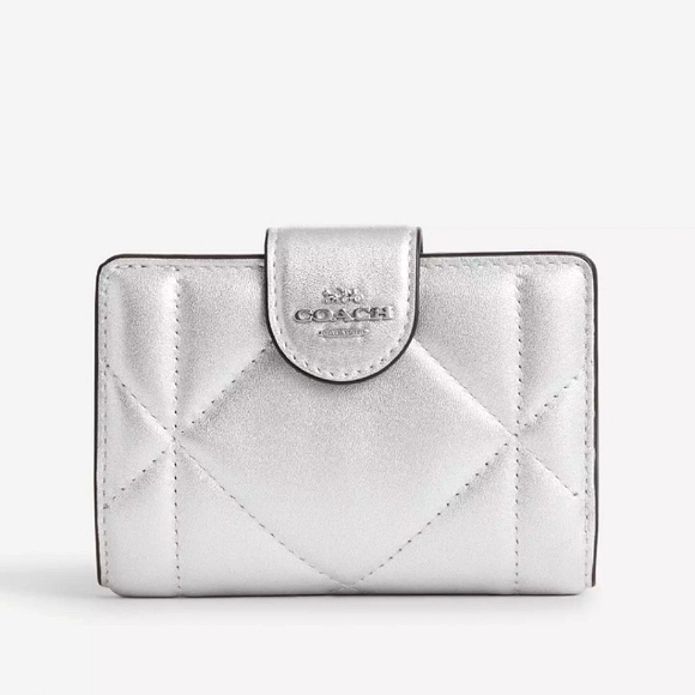 Medium Corner Zip Wallet In Silver Metallic With Puffy Diamond Quilting